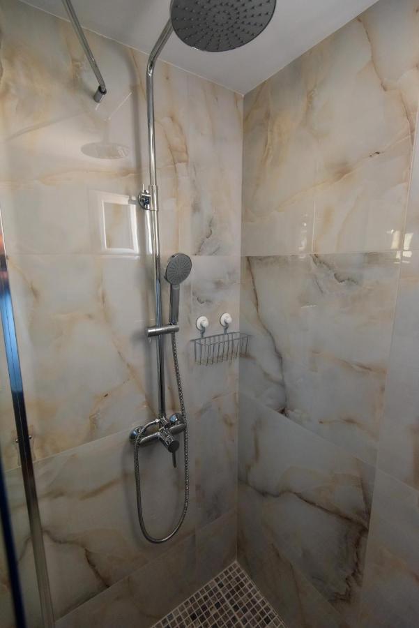 Olive 301 Apartment Peraia  Ngoại thất bức ảnh