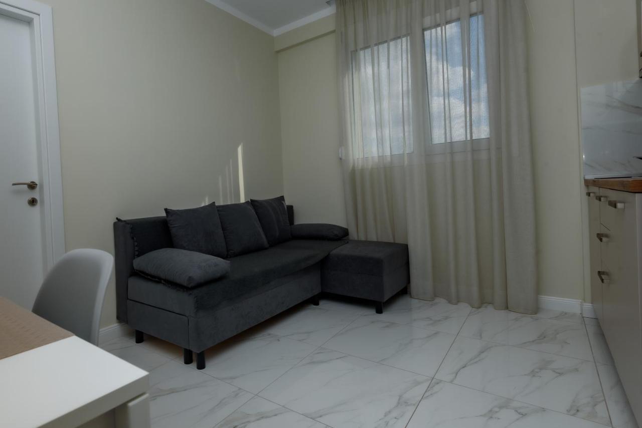 Olive 301 Apartment Peraia  Ngoại thất bức ảnh